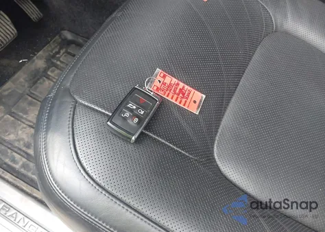 2018 Land Rover Range Rover 5.0L V8 Supercharged из США, поврежденный, VIN SALGS2RE8JA513682